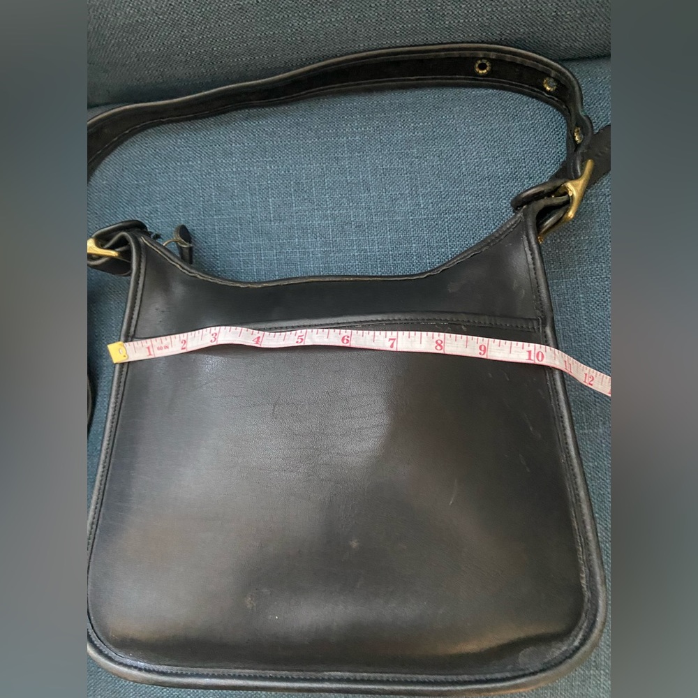 Coach Vintage, Rare Black Legacy Zip Leather Shoulder/ Crossbody Purse Bag 9966 - Picture 9 of 16
